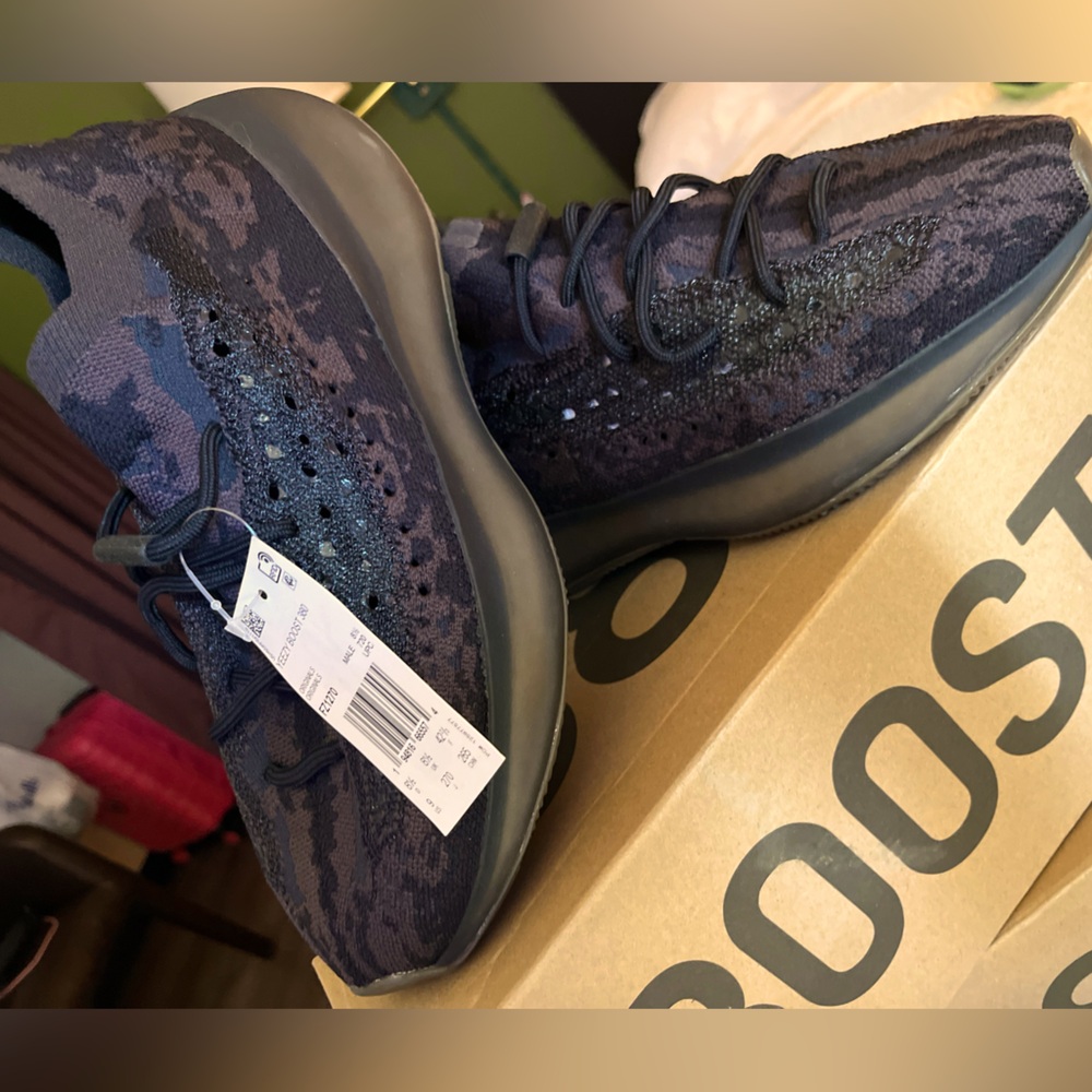 Adidas Yeezy boost 380